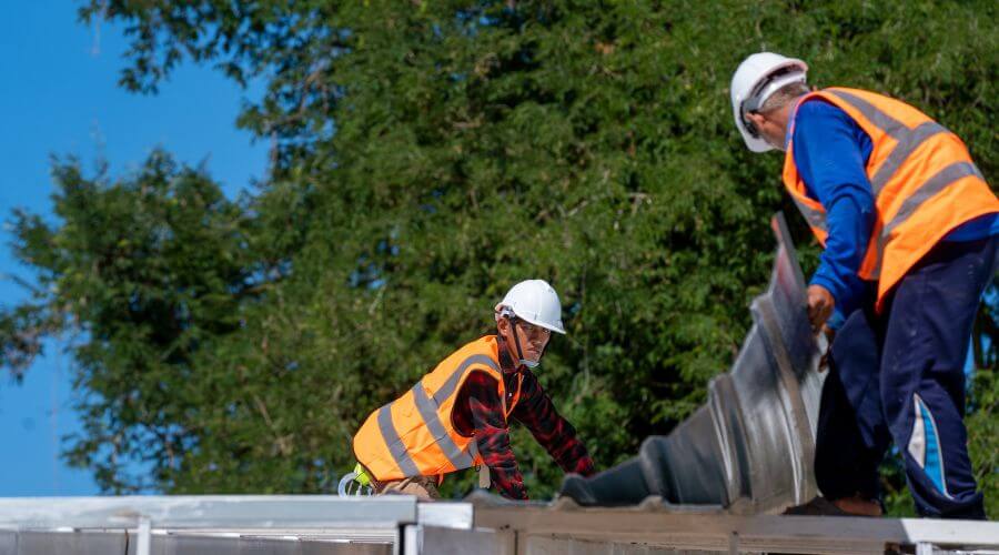 Expert flood damage restoration services in Buckhorn, KY